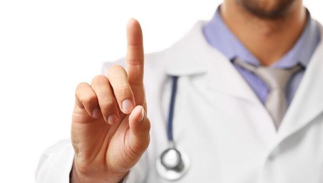 lékař varuje před častým ošetřováním nohou lokálními antimykotiky